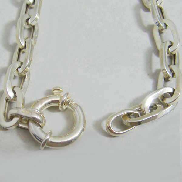 (b1248)Silver hollow bracelet Forcet style.